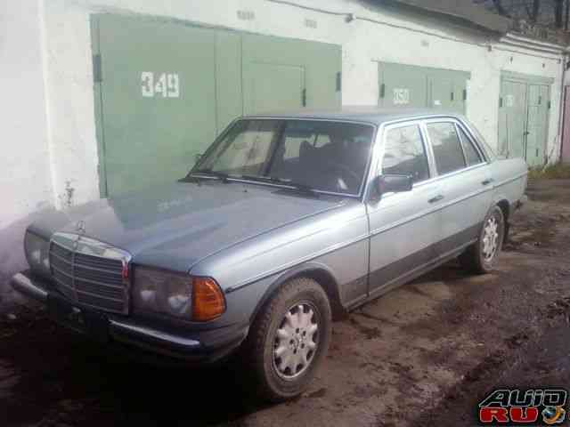 Мерседес-Бенц W123, 1982 