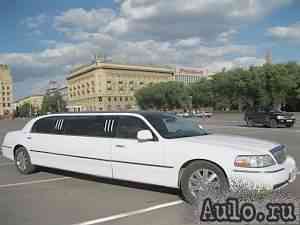 Lincoln Town Car, 2004