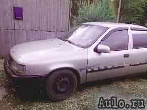 Opel Vectra, 1990