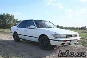 Nissan Bluebird, 1987