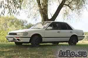 Nissan Bluebird, 1987