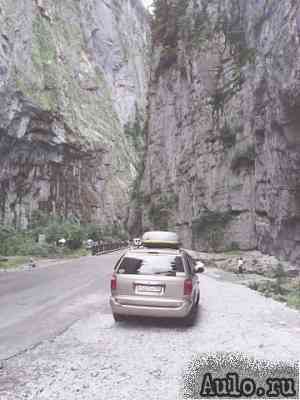Chrysler Town & Country, 2002