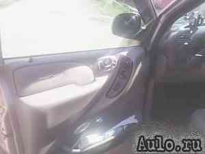 Chrysler Town & Country, 2002