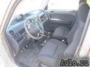 Scion xB, 2004