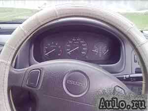 Isuzu Gemini, 1999
