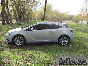 Opel Astra GTC, 2012