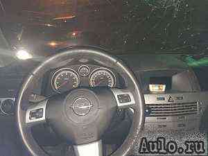 Opel Astra, 2010