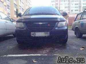 Chrysler Town & Country, 2005