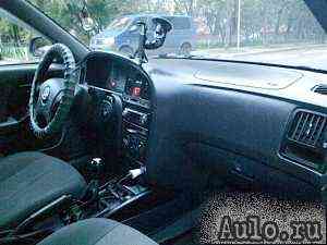 Hyundai Elantra, 2005