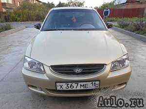 Hyundai Accent, 2001