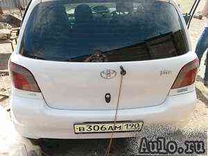 Toyota Vitz, 2000