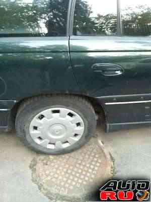 Opel Omega, 1995