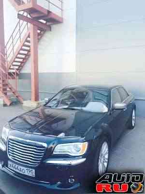 Chrysler 300C, 2012