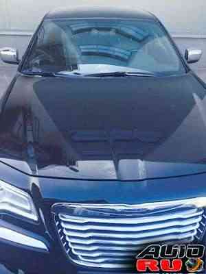 Chrysler 300C, 2012