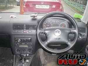 Volkswagen Golf, 2003