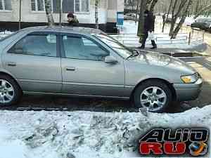 Toyota Camry, 1999