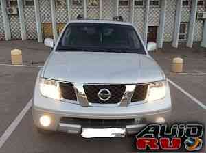 Nissan Pathfinder, 2005