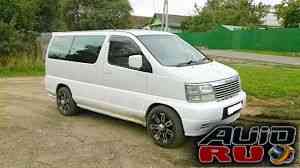 Nissan Elgrand, 2001