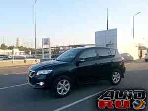 Toyota RAV4, 2011