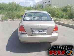Hyundai Elantra, 2001