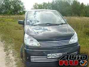 Nissan Serena, 2003