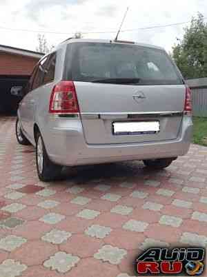Opel Zafira, 2011 Opel Zafira, 2011