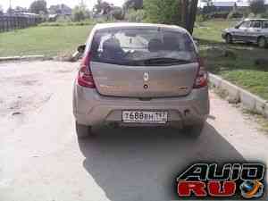 Renault Sandero, 2010