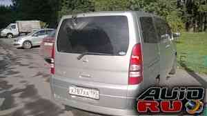 Nissan Serena, 2002