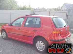 Volkswagen Golf, 2000