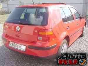 Volkswagen Golf, 2000