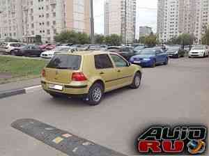 Volkswagen Golf, 2000