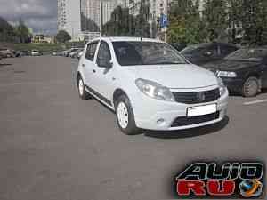 Renault Sandero, 2012 Renault Sandero, 2012