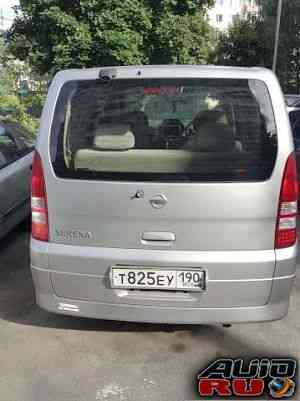 Nissan Serena, 2002