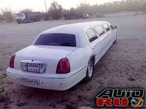 Lincoln Town Car, 2000