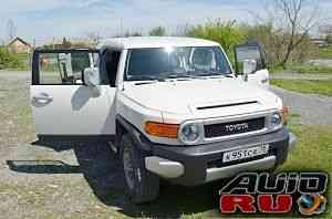 Toyota FJ Cruiser, 2012