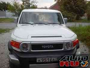 Toyota FJ Cruiser, 2012