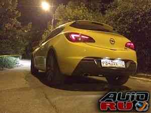 Opel Astra GTC, 2013 Opel Astra GTC, 2013