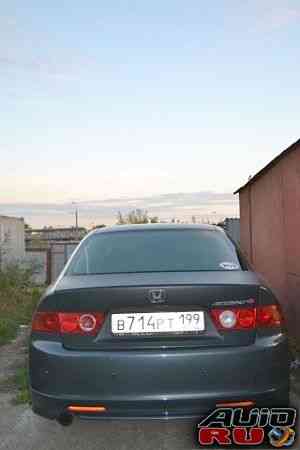 Honda Accord, 2004