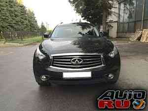 Infiniti FX30, 2013