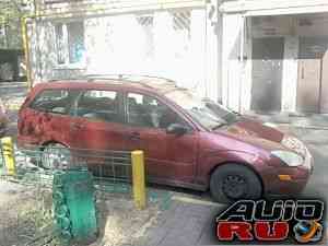 Ford Focus, 2001