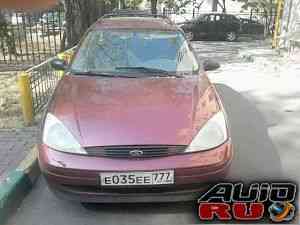 Ford Focus, 2001