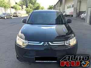 Mitsubishi Outlander, 2013