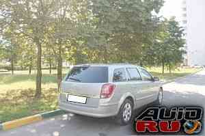 Opel Astra, 2010