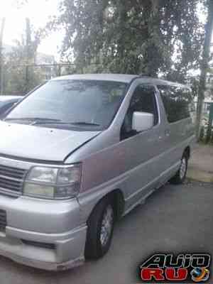 Nissan Elgrand, 1998