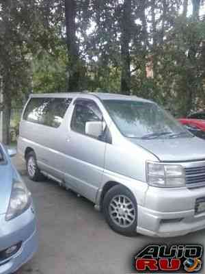 Nissan Elgrand, 1998