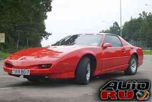 Pontiac Firebird, 1990