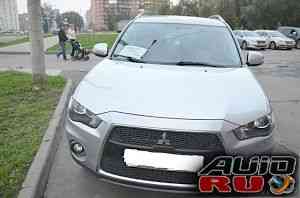 Mitsubishi Outlander, 2010