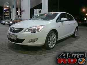Opel Astra, 2011