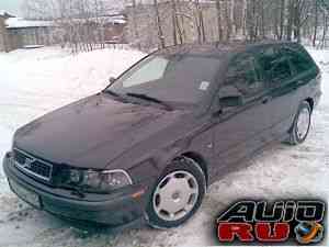 Volvo V40, 1998