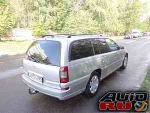 Opel Omega, 2000 Opel Omega, 2000